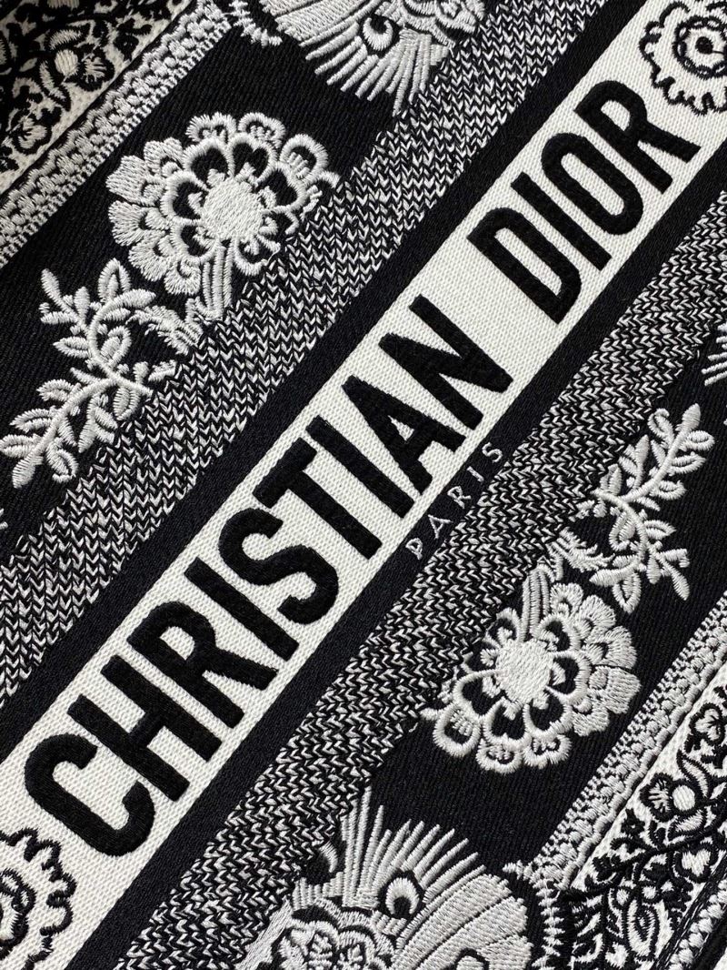 Christian Dior Shopping Bags